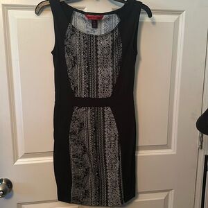 SIZE SMALL MINI DRESS